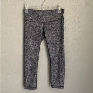 Lululemon cropped leggings sizes 4 & 6